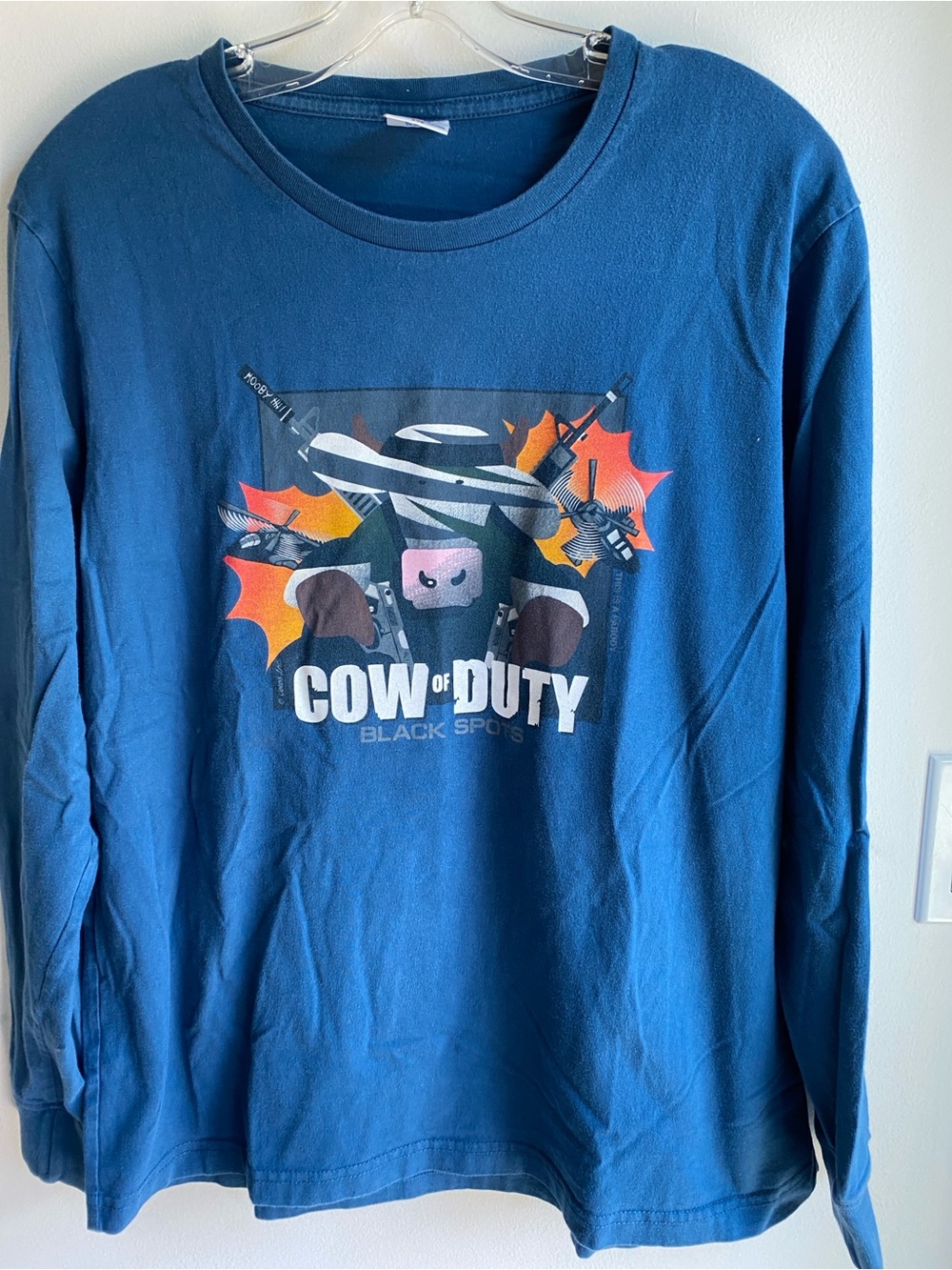 Vintage Cows Canada ‘Cow of Duty, Black Spots’ Long Sleeve Top Shirt Largw